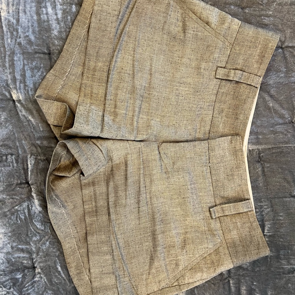 Alice + Olivia linen metallic shorts size 4